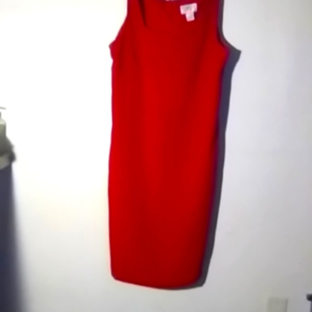 Sleeveless knee length red petite size 14 , like new studio 1 dress